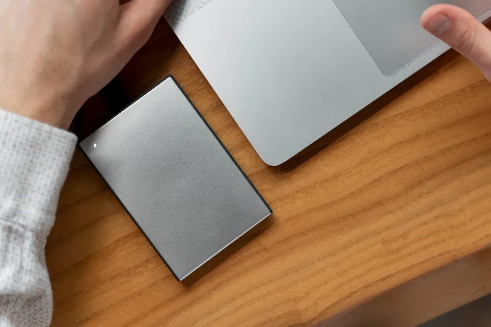 Perbedaan SSD dan Hardisk