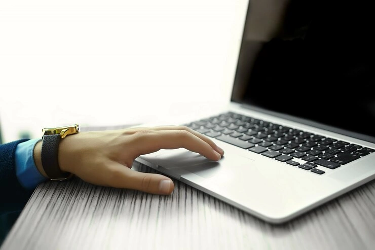 Mengontrol Kursor dengan Keyboard